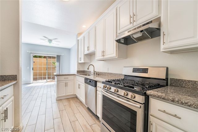 9631 Lame Horse Drive, Las Vegas, NV 89123