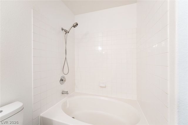 9631 Lame Horse Drive, Las Vegas, NV 89123