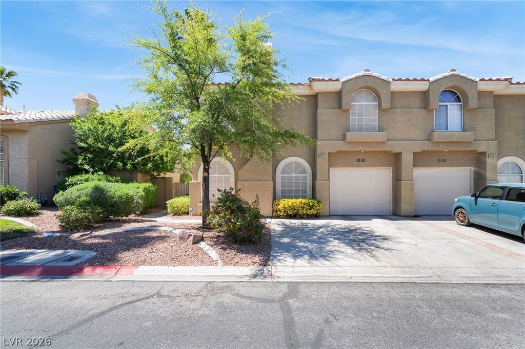 9631 Lame Horse Drive, Las Vegas, NV 89123