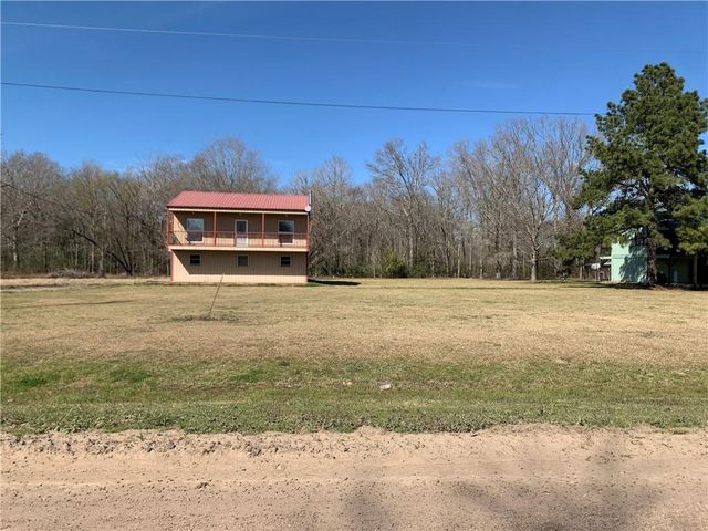 1447 SPRING BAYOU Road, Marksville, LA 71351