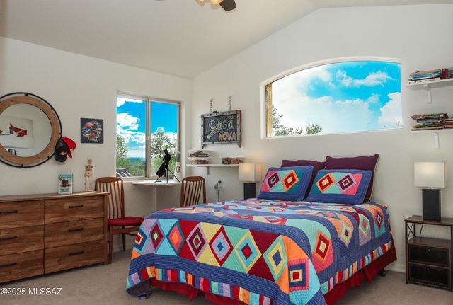 5202 N Spring View Drive, Tucson, AZ 85749