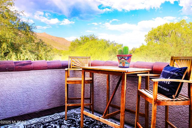 5202 N Spring View Drive, Tucson, AZ 85749