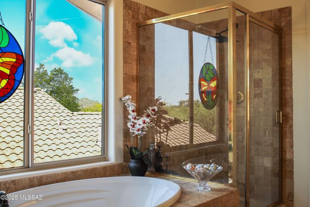 5202 N Spring View Drive, Tucson, AZ 85749