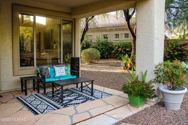 5202 N Spring View Drive, Tucson, AZ 85749