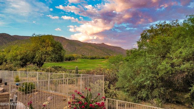 5202 N Spring View Drive, Tucson, AZ 85749