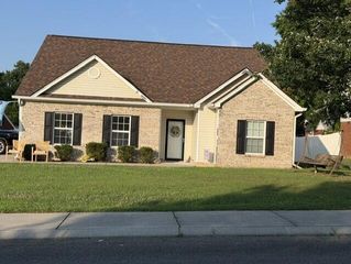 575 Peachtree Circle, Ringgold, GA 30736