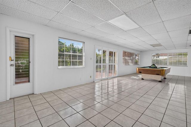 842 Fathom Road W, North Palm Beach, FL 33408