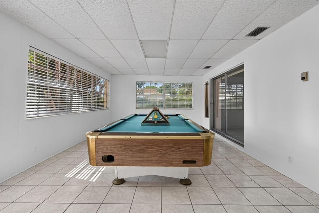 842 Fathom Road W, North Palm Beach, FL 33408