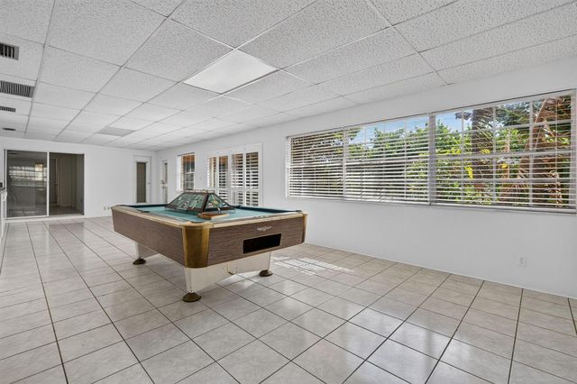 842 Fathom Road W, North Palm Beach, FL 33408