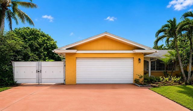 842 Fathom Road W, North Palm Beach, FL 33408