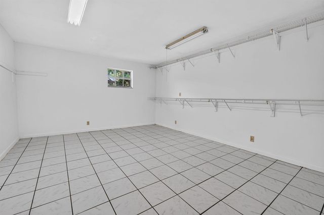 842 Fathom Road W, North Palm Beach, FL 33408