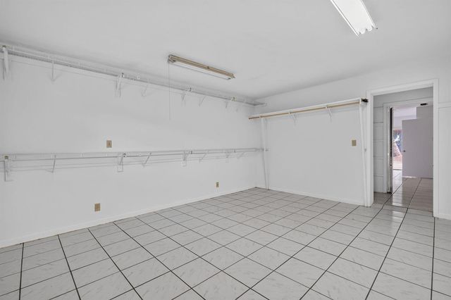842 Fathom Road W, North Palm Beach, FL 33408