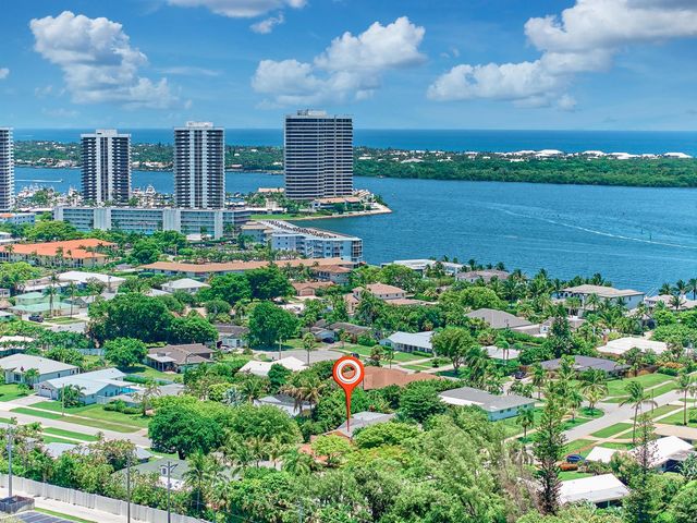 842 Fathom Road W, North Palm Beach, FL 33408