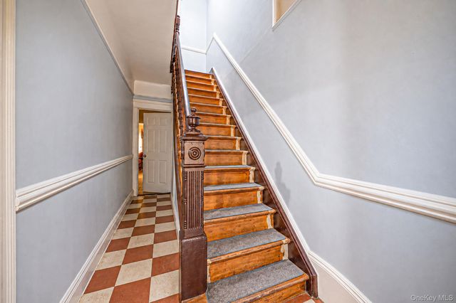 84 Autumn Avenue, Brooklyn, NY 11208