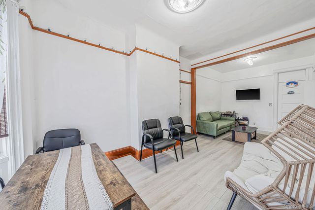 84 Autumn Avenue, Brooklyn, NY 11208