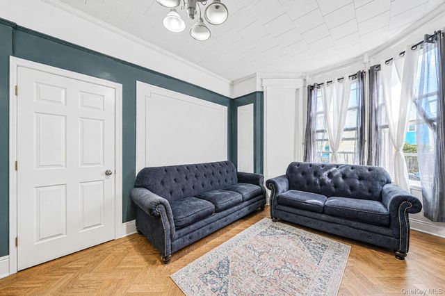 84 Autumn Avenue, Brooklyn, NY 11208