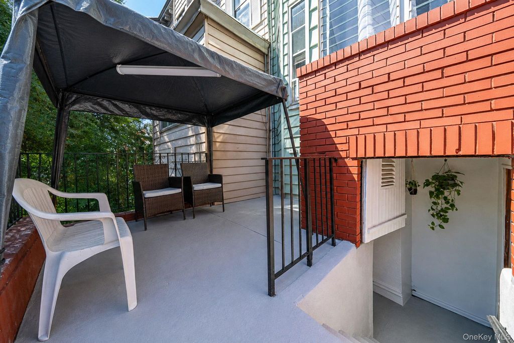 84 Autumn Avenue, Brooklyn, NY 11208 — photo 5