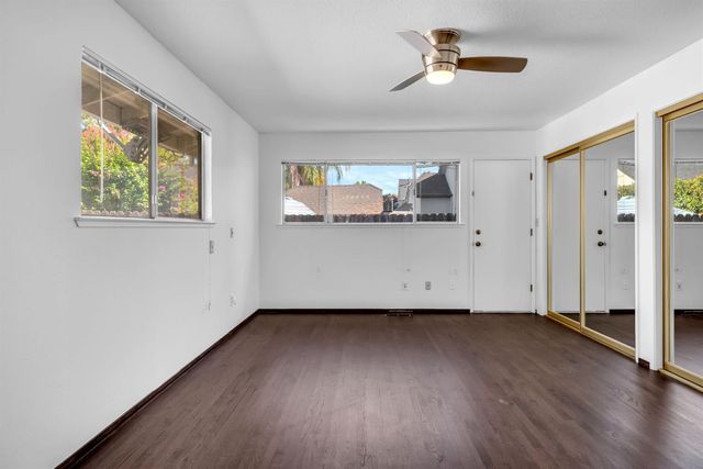 944 47th St, Sacramento, CA 95819