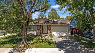 944 47th St, Sacramento, CA 95819