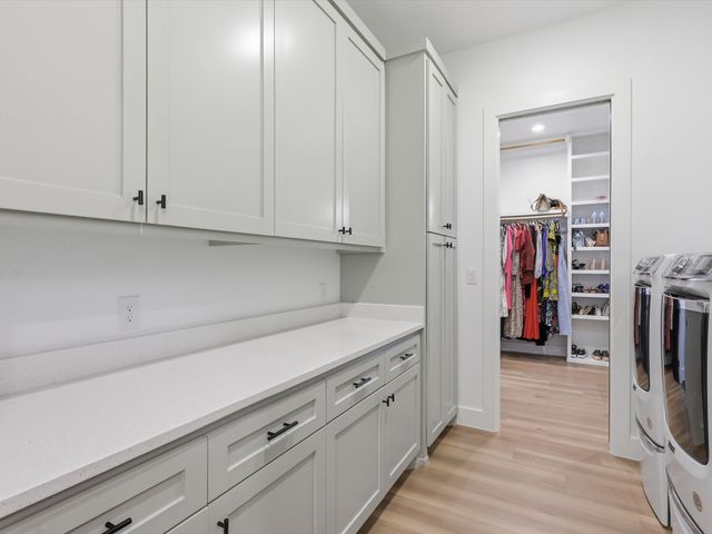 324 Charlie Joseph Drive, Van Alstyne, TX 75495