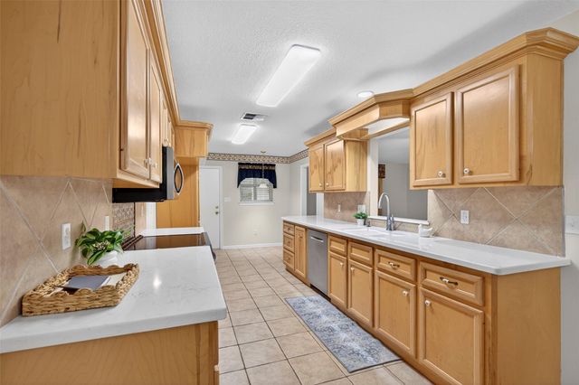 24915 Hickory Hill Road, Spring, TX 77380