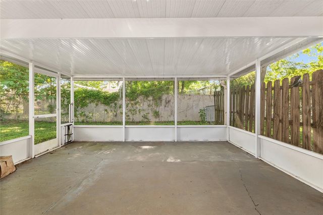 11191 SE 55TH AVENUE ROAD 401, Belleview, FL 34420