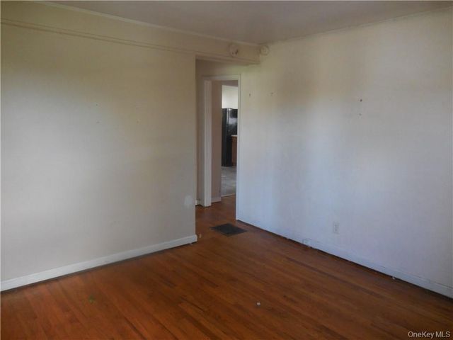 10 Edmunds Lane A, Pine Bush, NY 12566