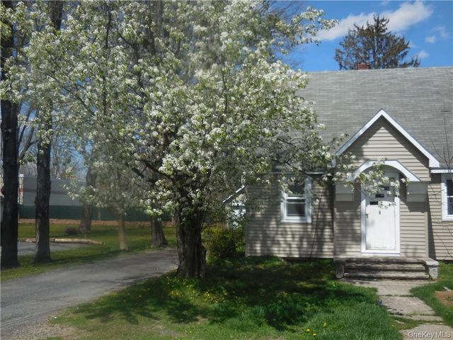 10 Edmunds Lane A, Pine Bush, NY 12566