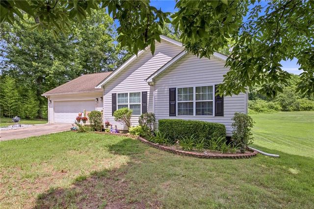 126 Windchime Circle, Demorest, GA 30535