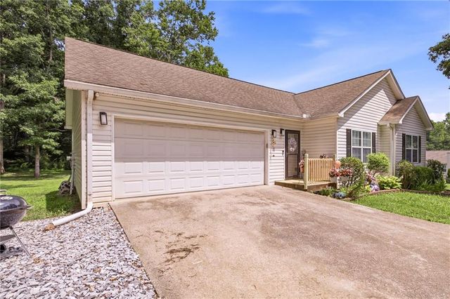 126 Windchime Circle, Demorest, GA 30535