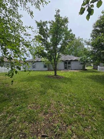 1208 Aspen Drive, Greenwood, MO 64034