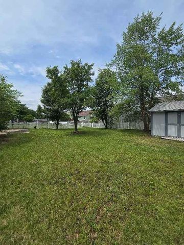 1208 Aspen Drive, Greenwood, MO 64034