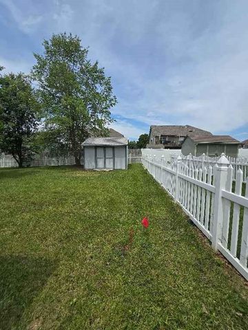 1208 Aspen Drive, Greenwood, MO 64034