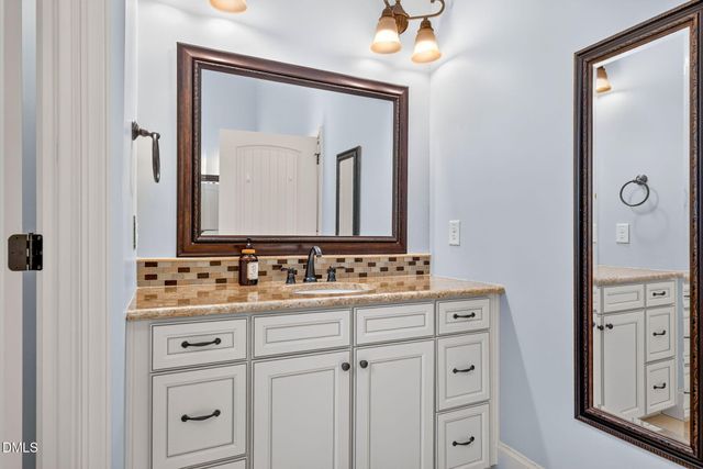 691 Hawthorne Place, Creedmoor, NC 27522