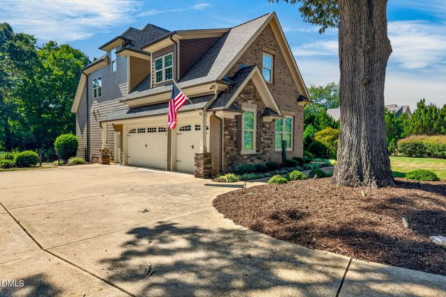 691 Hawthorne Place, Creedmoor, NC 27522