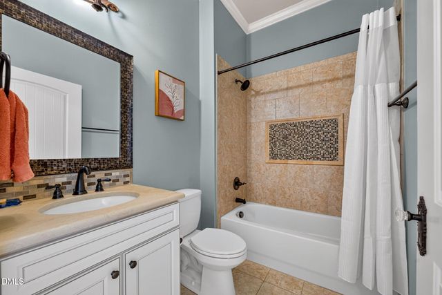 691 Hawthorne Place, Creedmoor, NC 27522