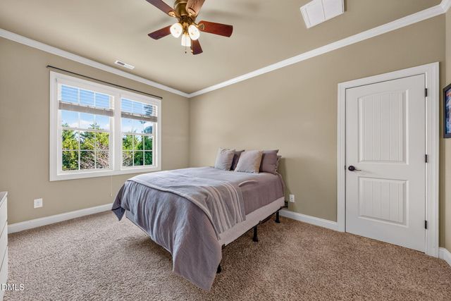 691 Hawthorne Place, Creedmoor, NC 27522