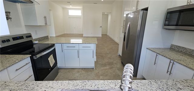 3413 NW 18th ST, Cape Coral, FL 33993