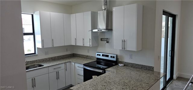 3413 NW 18th ST, Cape Coral, FL 33993