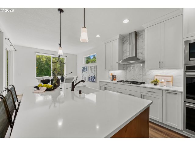 2949 S HARPER VALLEY Way, Ridgefield, WA 98642