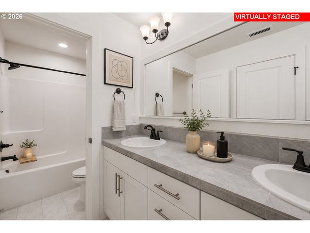 2949 S HARPER VALLEY Way, Ridgefield, WA 98642
