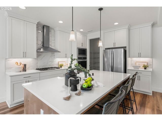 2949 S HARPER VALLEY Way, Ridgefield, WA 98642