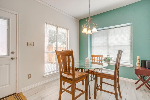 1709 Circle Creek Drive, Lewisville, TX 75067