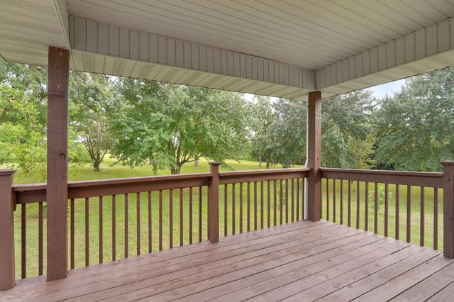 8592 W Farm Road 104, Willard, MO 65781