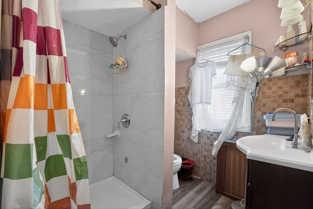20 Derne St, Everett, MA 02149
