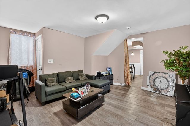20 Derne St, Everett, MA 02149