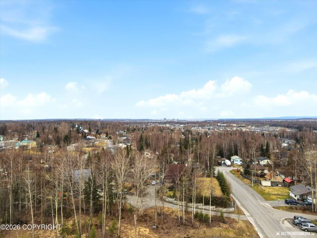 310 Dannilyn Circle, Anchorage, AK 99504