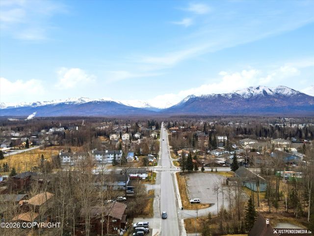 310 Dannilyn Circle, Anchorage, AK 99504