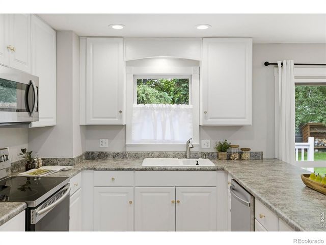1032 S Taft Hill Road, Fort Collins, CO 80521