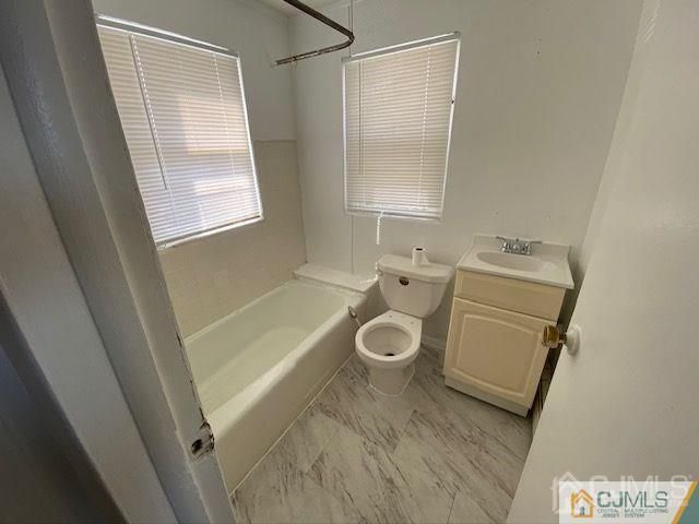 123 Kossuth Street, Franklin, NJ 08873